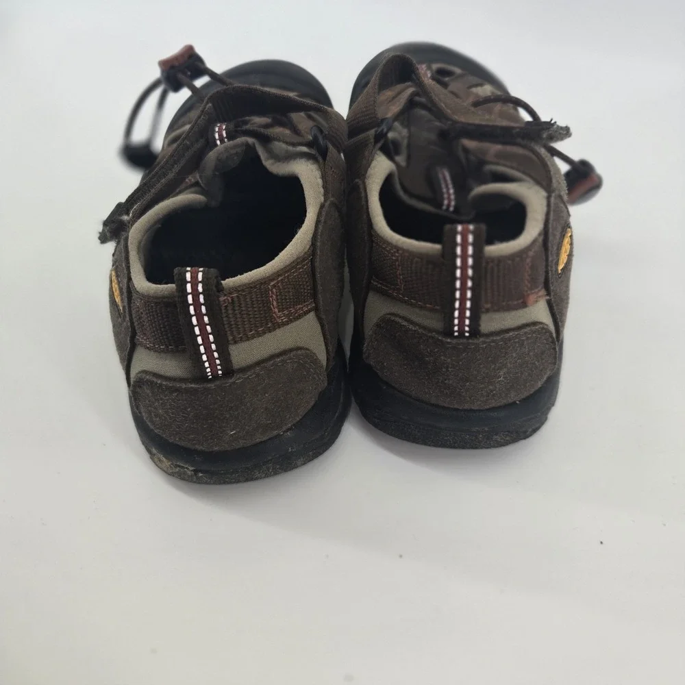 KEEN Newport H2 Youth Brown Waterproof Sport Sandals‎ Kids Size US 6